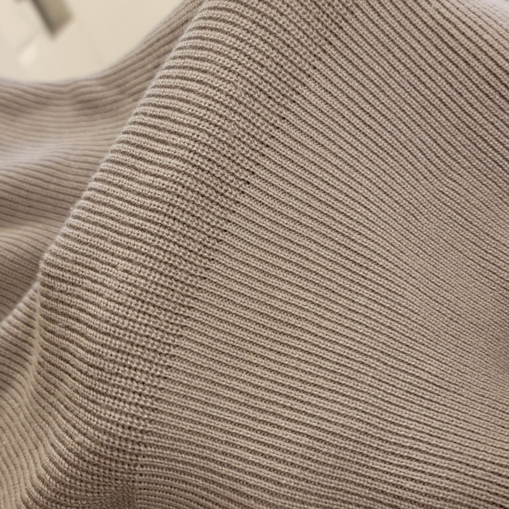 Off Shoulder Ruffled Cutout Sweater - Picture 4 of 8